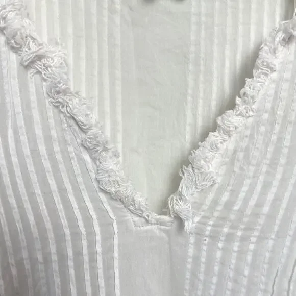 White Pintuck Boho Crochet Fringe Tunic Top Small Cotton Flutter Sleeve Coastal - Picture 3 of 8